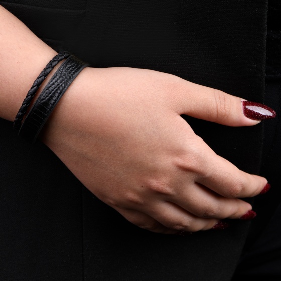 دستبند چرم 67 مشکی لیزارد