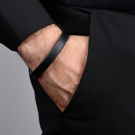 دستبند چرم مشکی مونت بلانک