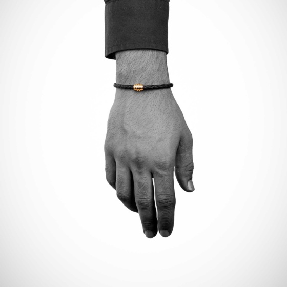 دستبند چرم طلا مردانه طرح اوروم