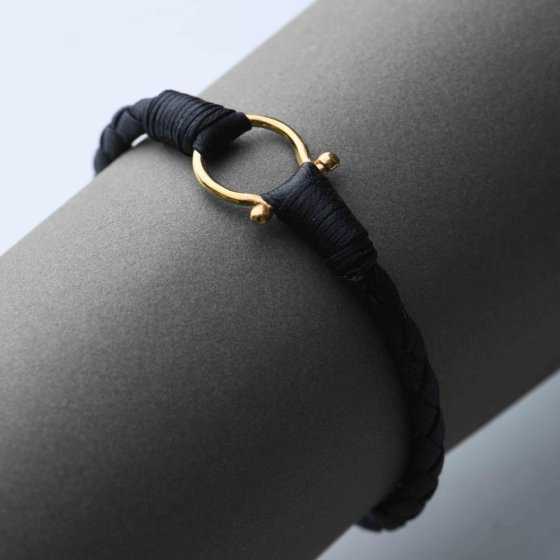 دستبند مردانه طلا چرم طرح امگا