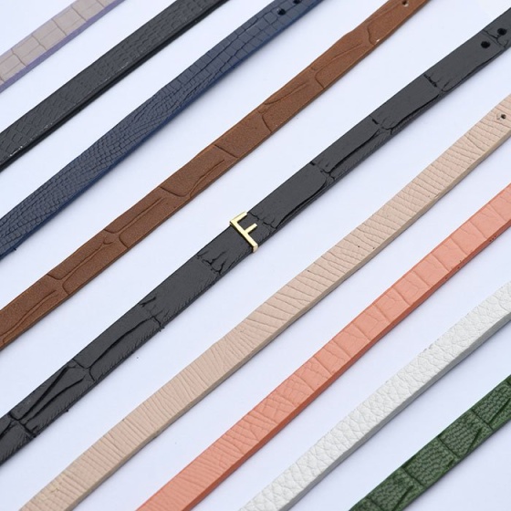 دستبند زنانه طلا چرم حرف F