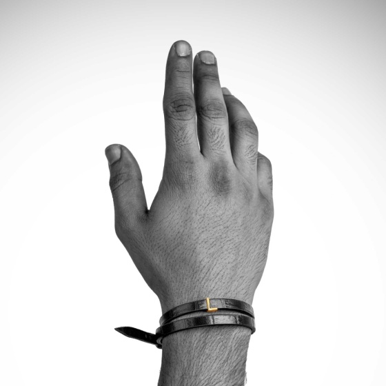 دستبند مردانه طلا چرم حرف L