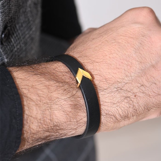 دستبند مردانه طلا چرم طرح پراگون