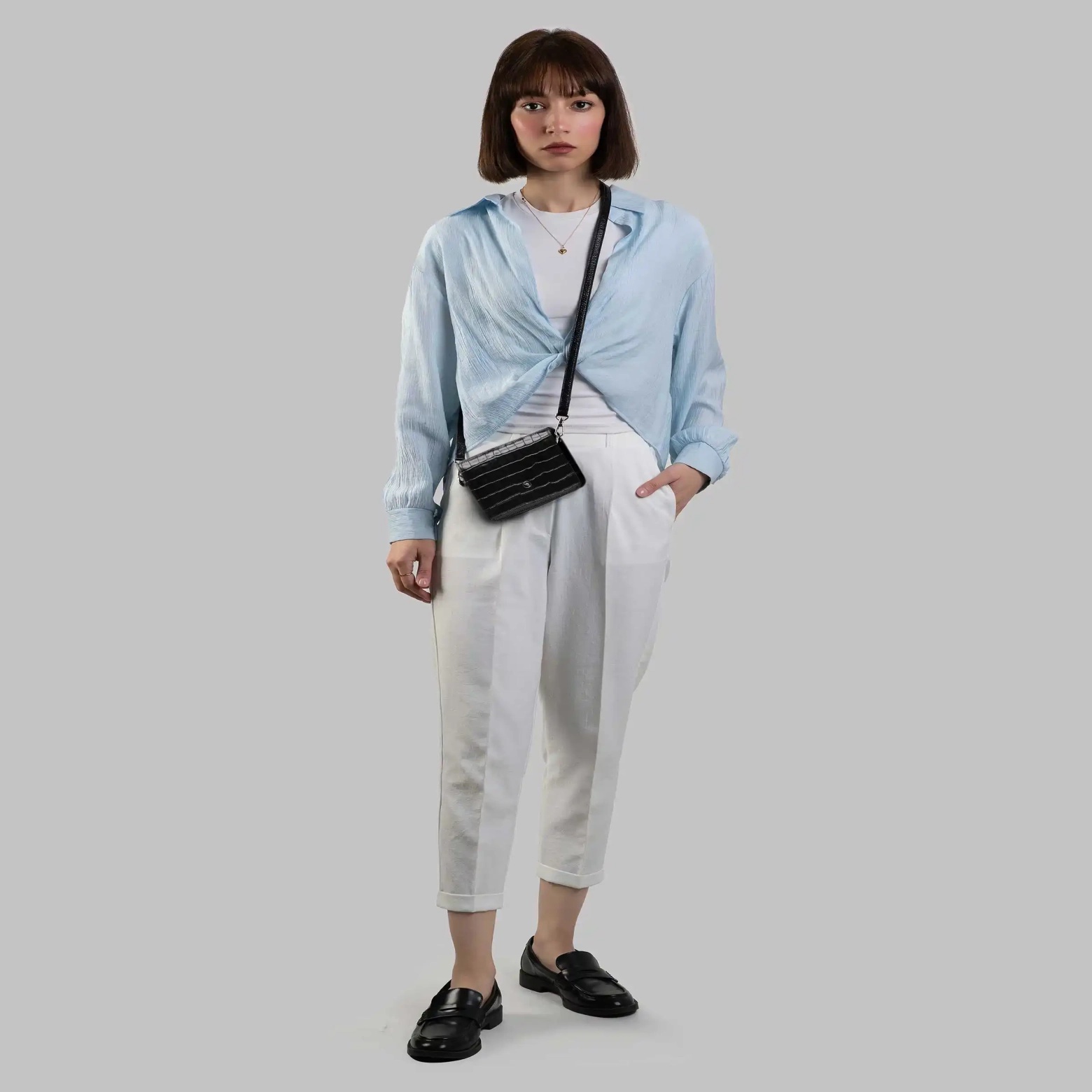 کیف دوشی چرم طبیعی طرح مرجان مشکی کروکودیل زنانه - کراس بادی چرم